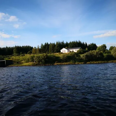 The Lake House @ Lough Atorick North Farm Лохрей