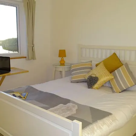 The Lake House @ Lough Atorick North Farm * Лохрей